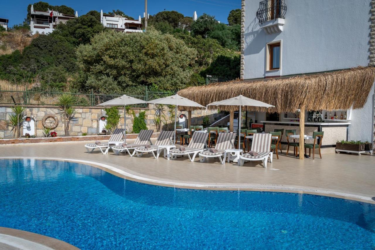 Queen Boutique Hotel Бітез Екстер'єр фото
