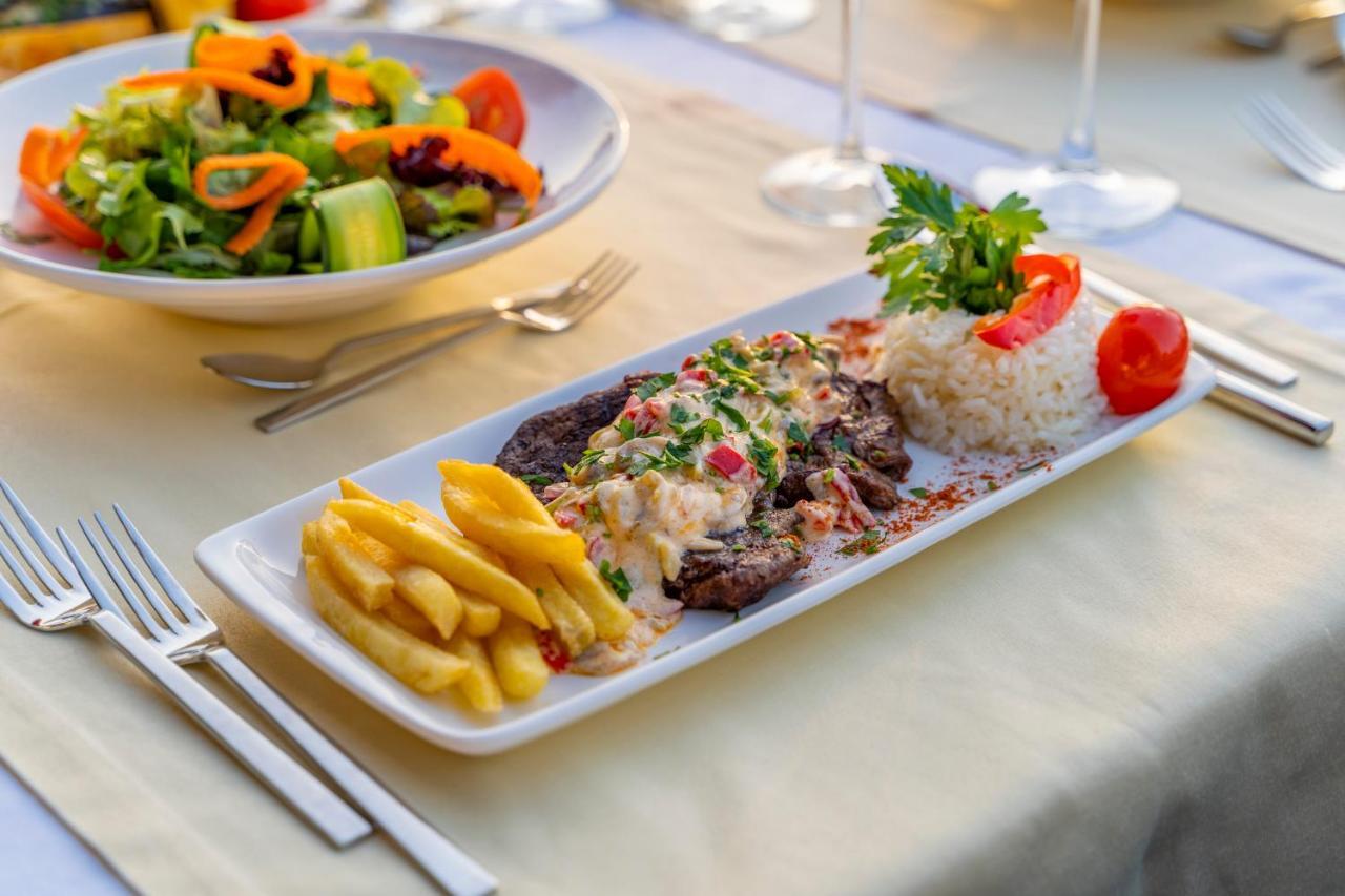Queen Boutique Hotel Бітез Екстер'єр фото